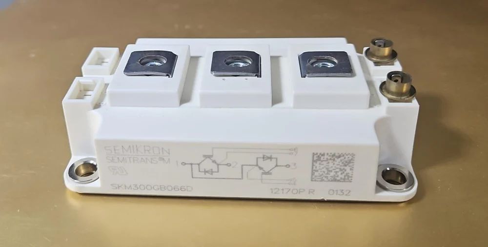 SKM300GB066D SEMIKRON IGBT MODULE